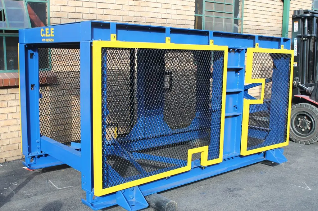 Conveyor and Engineering Equipment