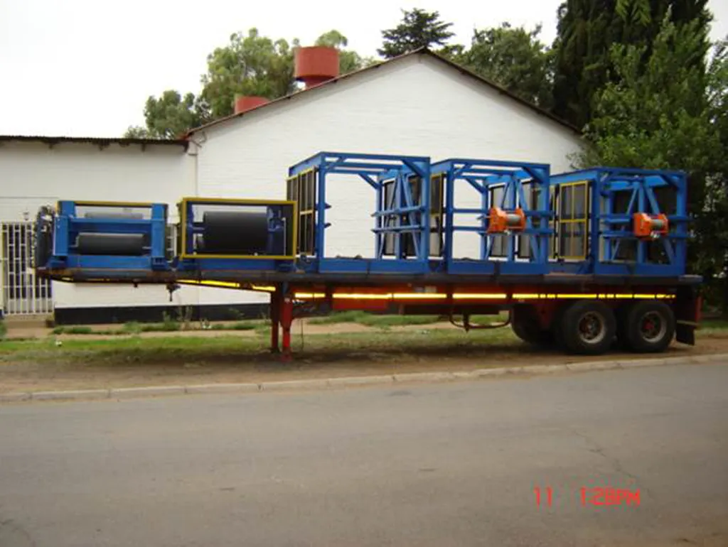 Conveyor and Engineering Equipment
