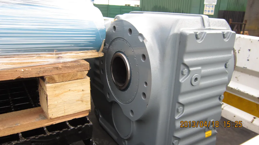 Conveyor and Engineering Equipment